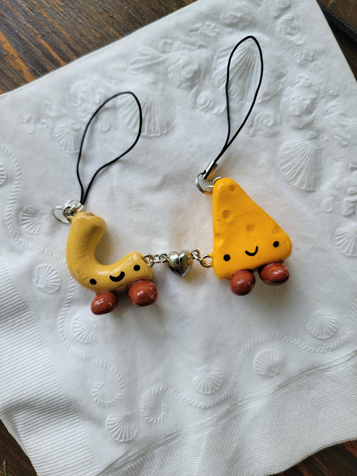 mac n cheese bff magnetic charm keychain
