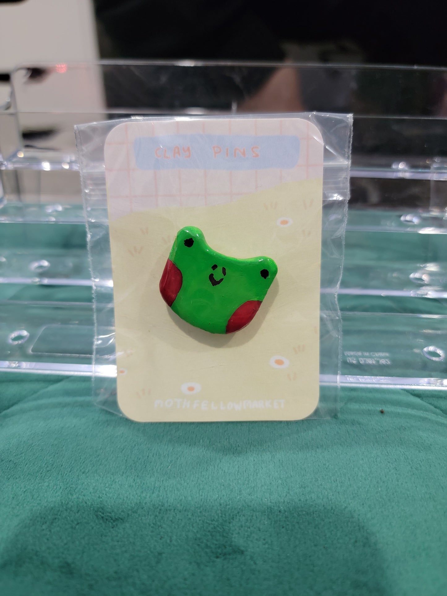 frog clay pin