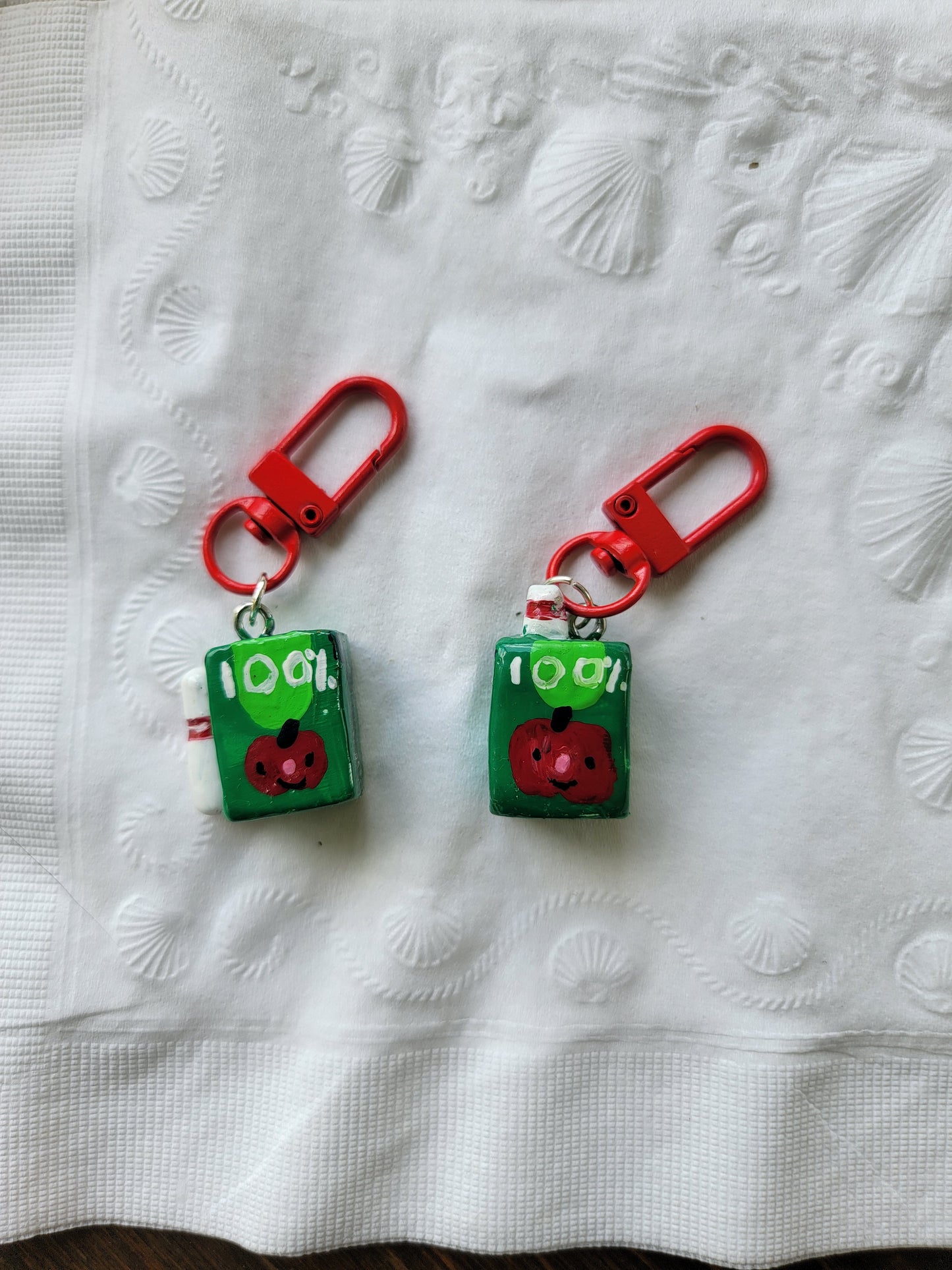 apple juice boxes keychain